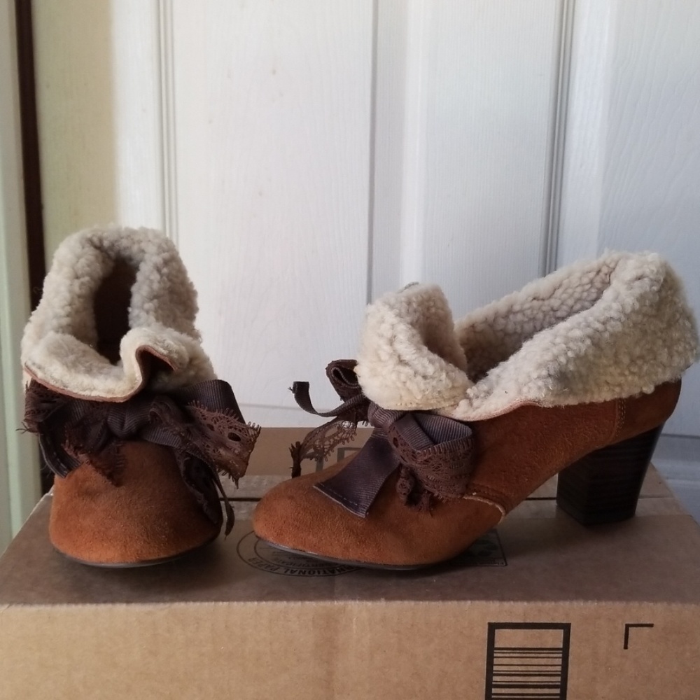 Miss L Fire Ellison bootie tan 38 NWT